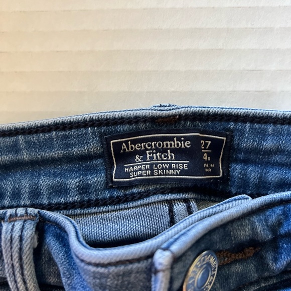 Abercrombie & Fitch Jeans. #1201 - Picture 3 of 8
